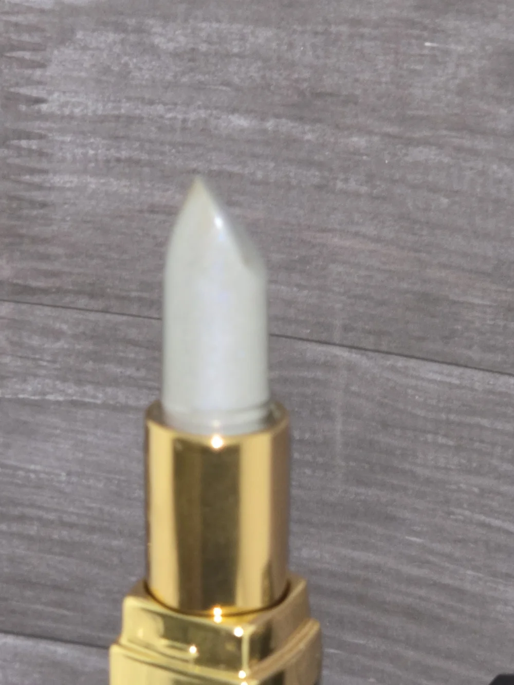 VINTAGE CHANEL HYDRASOLEIL LIPSTICK - 